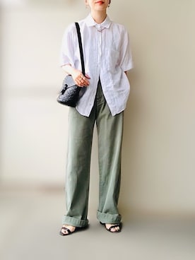 「カーキパンツ」｜希々さん（レディース・157cm・30代）の夏コーディネート