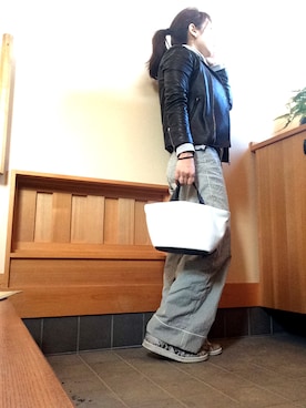 「SUPP.（サップ）のアイテム」を使った、Tomomi さん（レディース・159cm）の春コーディネート