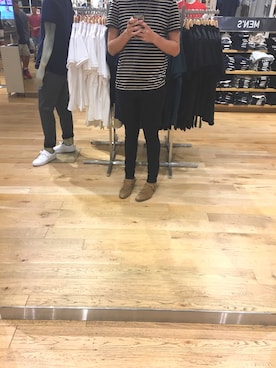 「sandro（サンドロ）のアイテム（デニムパンツ）」を使った、Chaseさん（メンズ・188cm）の夏コーディネート