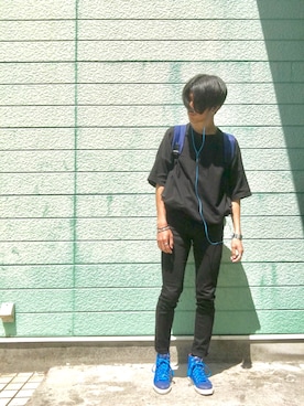 「MARC JACOBS（マークジェイコブス）のアイテム（スニーカー）」を使った、RYONCHYさん（メンズ・169cm）の春コーディネート