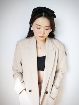 「ACCOMMODE（アコモデ）のアイテム（アクセサリー）」を使った、annaさん（レディース・163cm）の春コーディネート