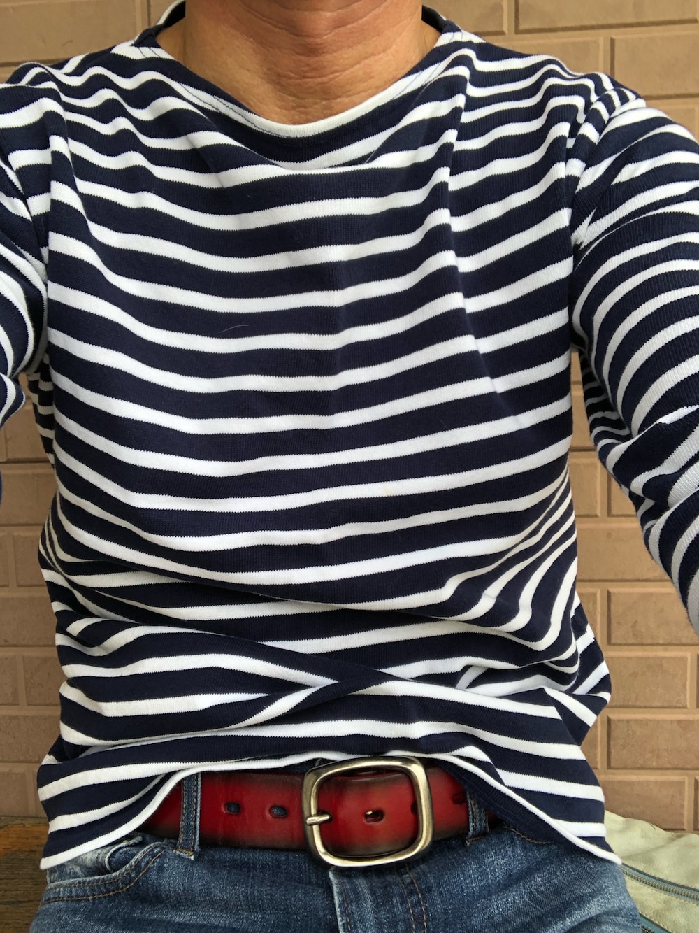「SAINT JAMESのアイテム（Tシャツ/カットソー、ブルー系）」を使った、michi-michiさん（メンズ・165cm）の秋コーディネートの1枚目の写真