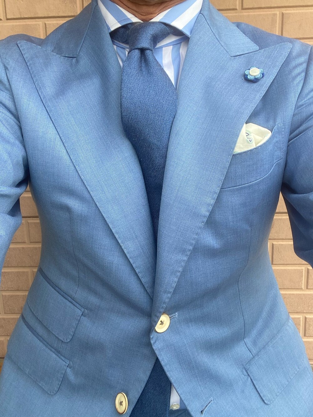 「MAKER'S SHIRT KAMAKURAのアイテム（シャツ/ブラウス、ブルー系）」を使った、michi-michiさん（メンズ・165cm）の秋コーディネートの1枚目の写真