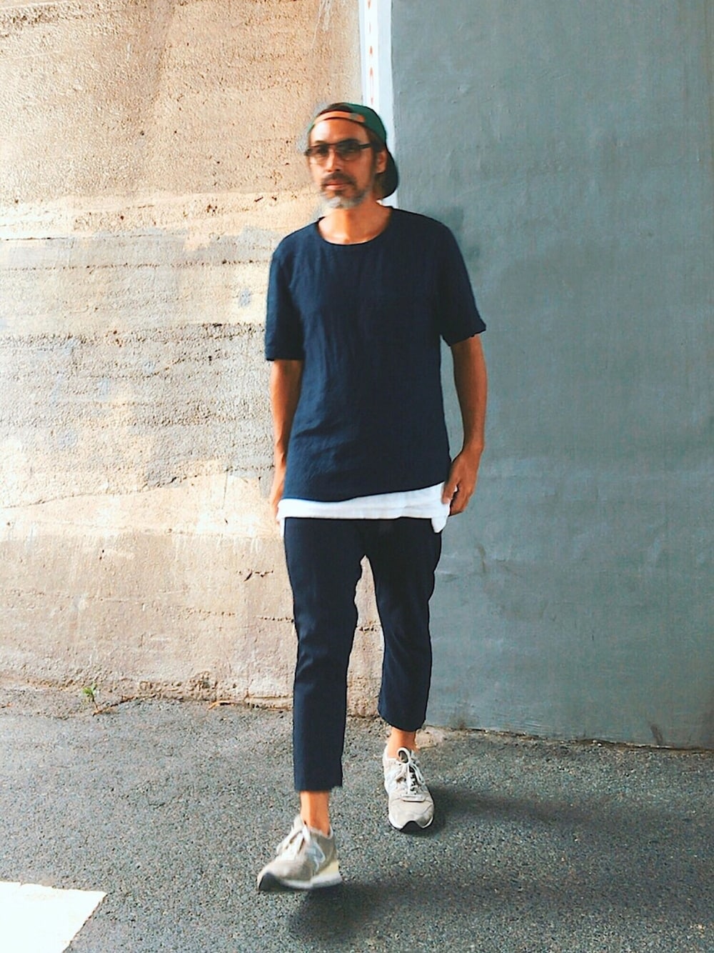 「ネイビー」｜「soe shirtsのLINEN VISCOSE BROAD CLOTH CREWNECK SHIRT（シャツ/ブラウス、ブルー系）」を使った、YosaKuginoさん（メンズ・176cm）の夏コーディネートの1枚目の写真