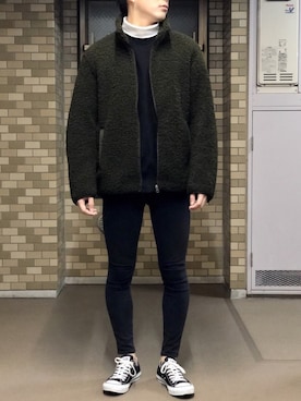 「UNIQLO（ユニクロ）のタートルネックT（長袖）（Tシャツ/カットソー）」を使った、まるさん（メンズ・171cm）の冬コーディネート