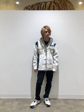 「AVIREX（アヴィレックス）のカスタムチェック ユーティリティーシャツ/CUSTOM CHECK UTILITY SHIRT（シャツ/ブラウス、ホワイト系）」を使った、だいちさん（メンズ・172cm）の冬コーディネート