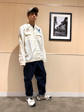 「AVIREX（アヴィレックス）のタイプブルー/スカシャツ ファーイーストクルーズL/S SUKA SHIRTS "FAR EAST CRUISE"（シャツ/ブラウス、ホワイト系）」を使った、だいちさん（メンズ・172cm）の冬コーディネート