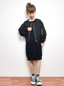 「ワンピース×スニーカー」｜「アイテム（MA-1）」を使った、saya☺︎さん（レディース・149cm）の冬コーディネート