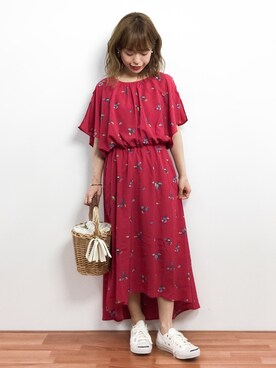 バックオープンフラワーマキシワンピースを使ったレディース人気ファッションコーディネート Wear