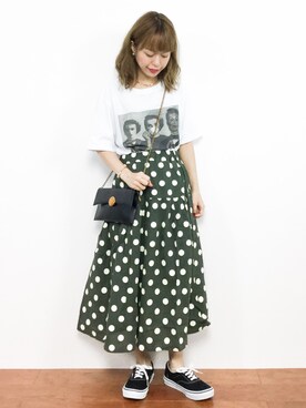 「select MOCA（セレクトモカ）のコットン100%シンプルシルエット半袖ヴィンテージモノクロシネマプリントTシャツ（Tシャツ/カットソー）」を使った、saya☺︎さん（レディース・149cm）の夏コーディネート