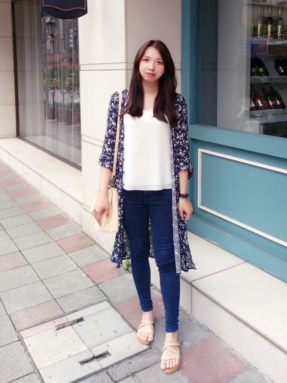 「denim」｜「GUのアイテム（ジャケット/アウター、ブルー系）」を使った、Mimiさん（レディース・166cm）の春コーディネートの1枚目の写真