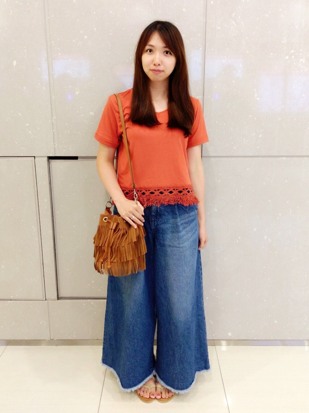 「autumn」｜「one wayのアイテム（Tシャツ/カットソー、オレンジ系）」を使った、Mimiさん（レディース・166cm）の秋コーディネートの1枚目の写真