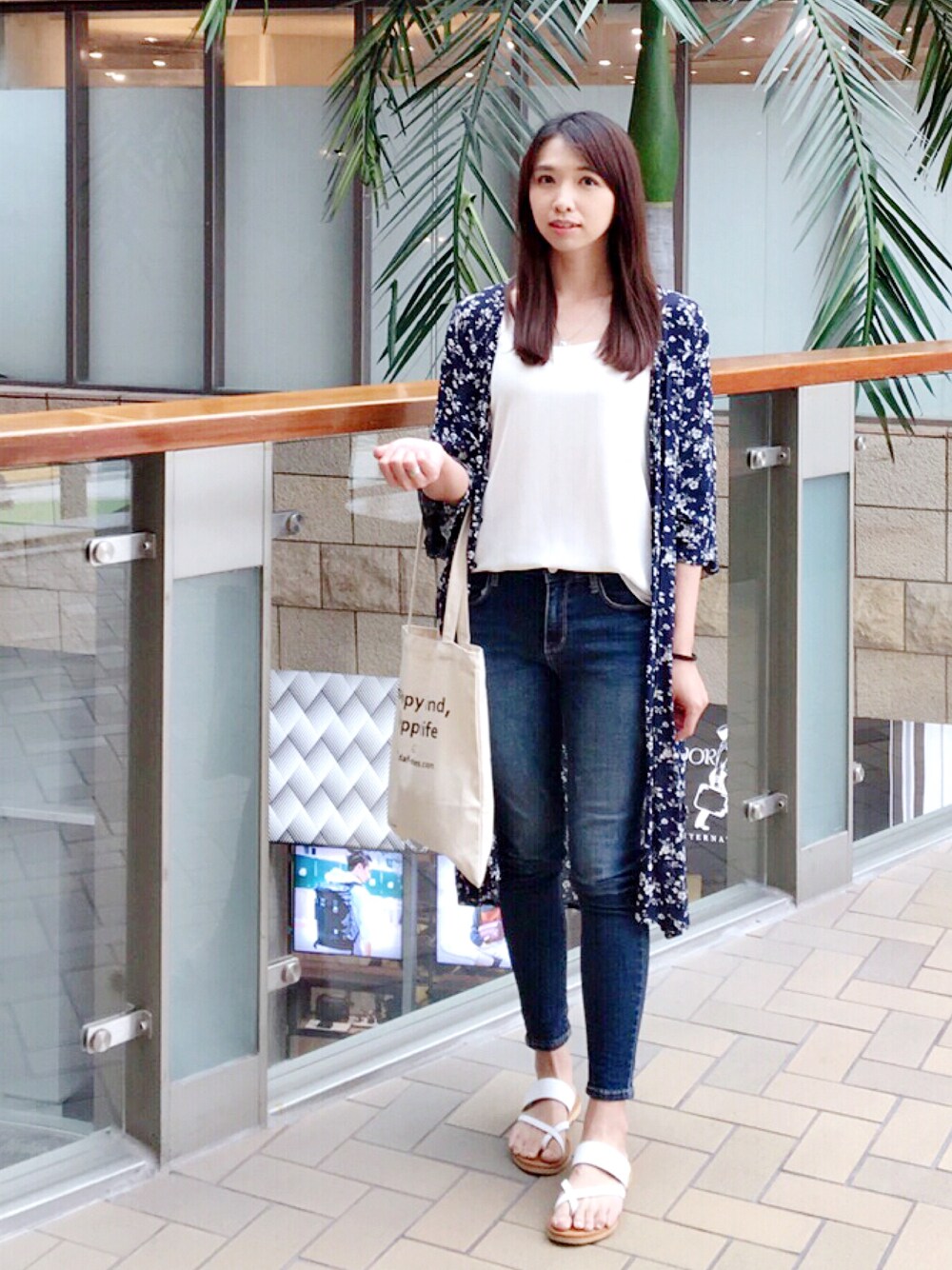 「summer」｜「GUのアイテム（ジャケット/アウター、ブルー系）」を使った、Mimiさん（レディース・166cm）の春コーディネートの1枚目の写真