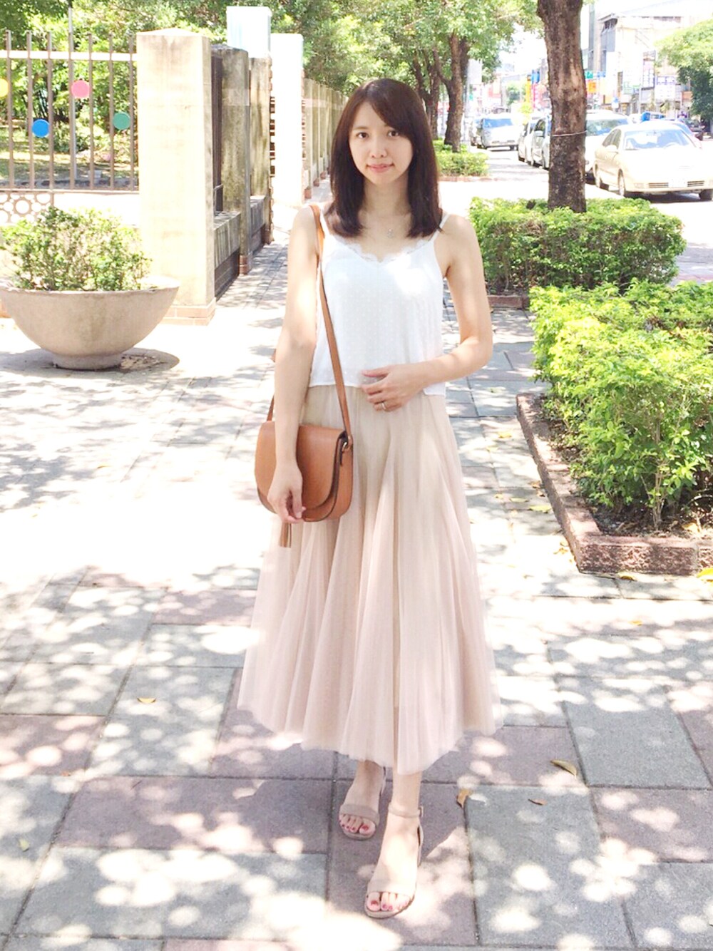 「summer」｜「NETのアイテム（バッグ、ブラウン系）」を使った、Mimiさん（レディース・166cm）の夏コーディネートの1枚目の写真