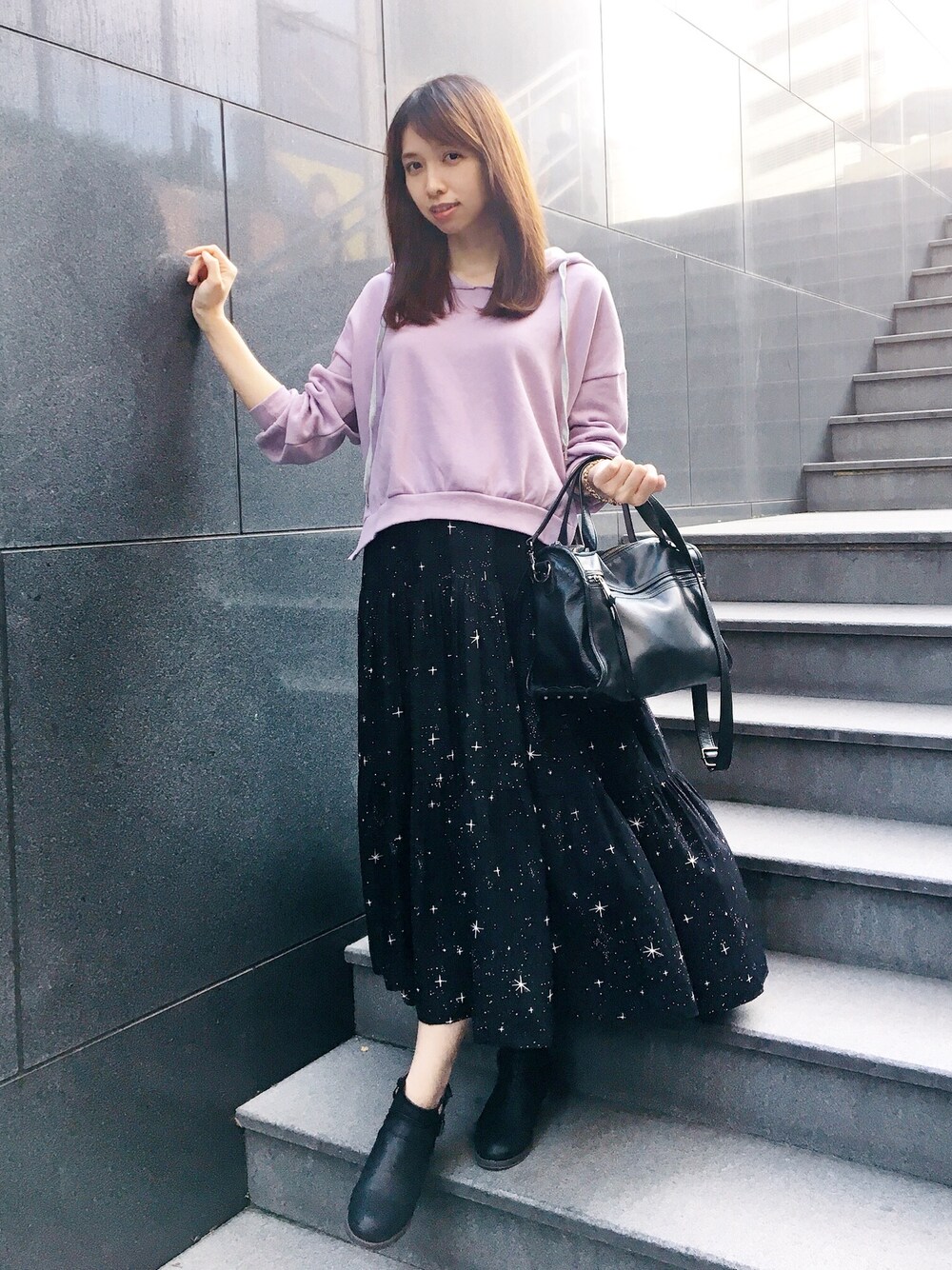 「long skirt」｜「D+AFのアイテム（ブーツ、ブラック系）」を使った、Mimiさん（レディース・166cm）の秋コーディネートの1枚目の写真