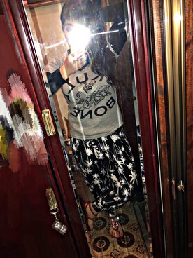 「ロゴシャツ」｜まやさん（レディース・150cm）の冬コーディネート