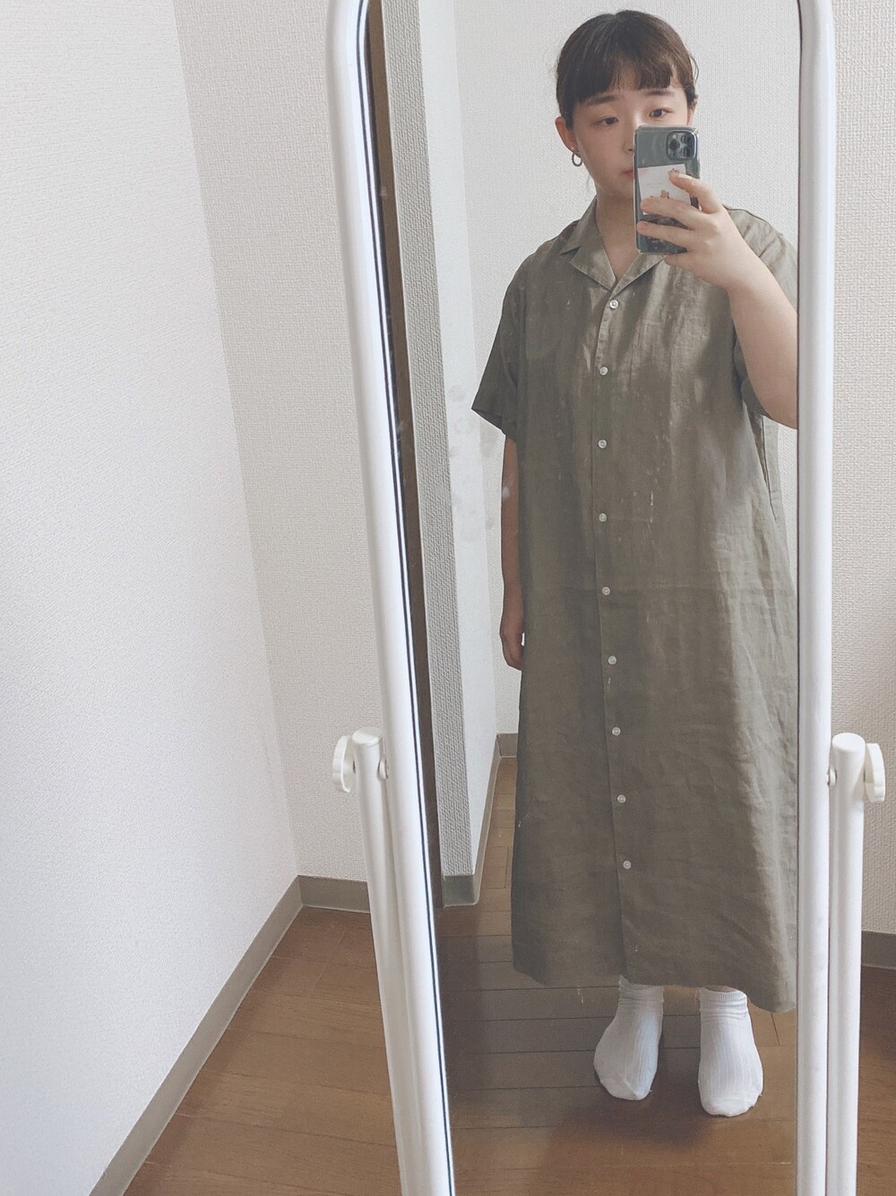 「夏コーデ、大人カジュアル、ワンピース、MUJI、無印良品」｜「無印良品のアイテム（ワンピース、ブラウン系）」を使った、なつきさん（レディース・154cm）の夏コーディネートの1枚目の写真