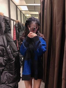 「blue」｜「アイテム（ハンチング/ベレー帽）」を使った、SOLGIさん（レディース・168cm）の冬コーディネート