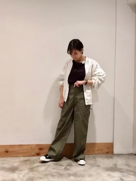 「ミリタリーコーデ」｜「アイテム（スリッポン）」を使った、coen 砂糖さん（レディース・148cm）の春コーディネート