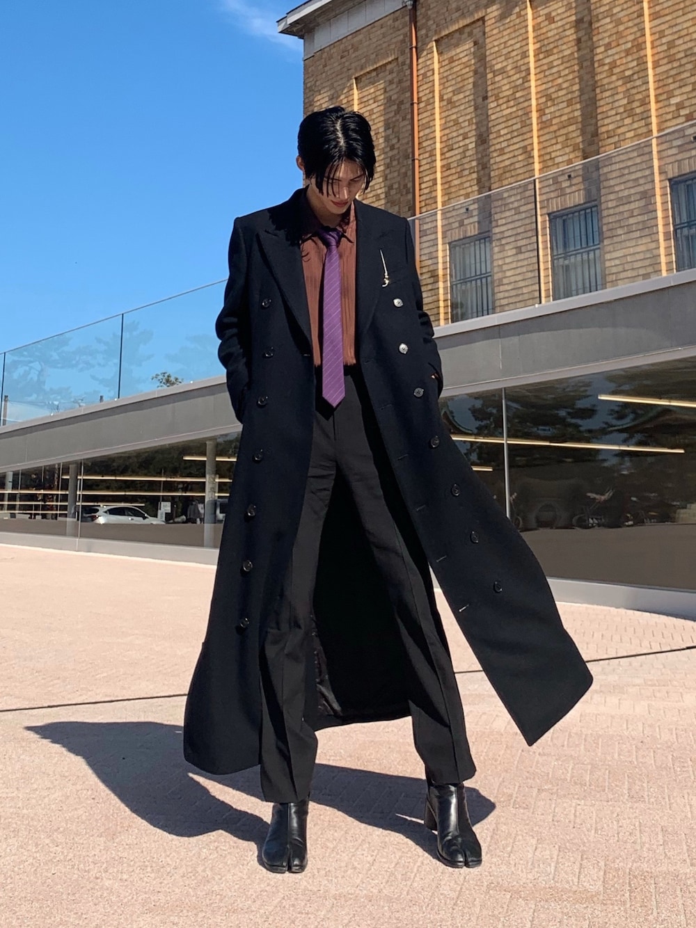 JOHN LAWRENCE SULLIVANのチェスターコートを使った人気ファッション