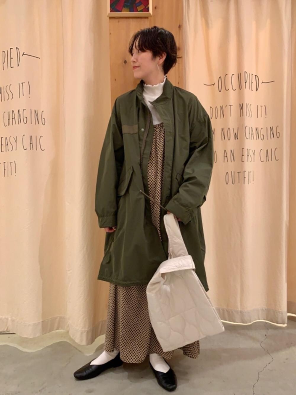 「ロングコート、着回し抜群、m65、みりたりー、1枚でおしゃれなワンピース」｜「coenの【ユニセックス・WEB限定カラー】撥水M-65TYPE モッズコート#（モッズコート、グリーン系）」を使った、いしかわさん（レディース・158cm）の秋コーディネートの1枚目の写真