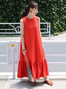 「OKIRAKU（オキラク）のアイテム」を使った、JOURNAL STANDARD 本社スタッフBさん（レディース・160cm）の夏コーディネート