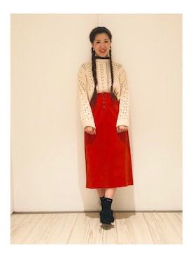 「アイテム（スカート、オレンジ系）」を使った、YUMIさん（レディース・170cm）の冬コーディネート