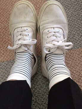 「VANS（バンズ）のアイテム（スニーカー、ホワイト系）」を使った、sako9さん（レディース・165cm）の春コーディネート