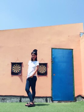 「H&M（エイチ・アンド・エム）のアイテム（Tシャツ/カットソー、ホワイト系）」を使った、sako9さん（レディース・165cm）の春コーディネート