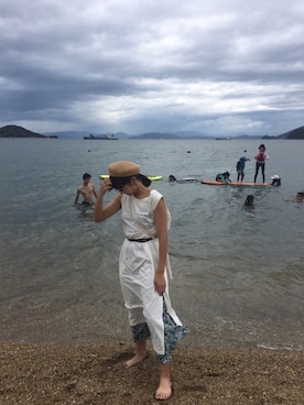 「海」｜「アイテム（ハンチング/ベレー帽）」を使った、ゆうきさん（レディース・158cm）の夏コーディネート