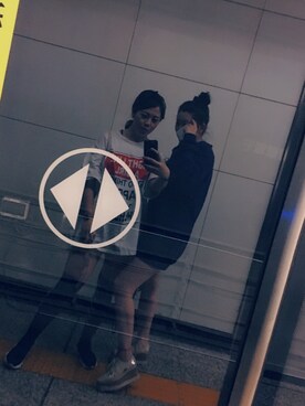 「STELLA McCARTNEY（ステラマッカートニー）のアイテム（ローファー）」を使った、屋里_屋里さん（レディース・164cm）の夏コーディネート