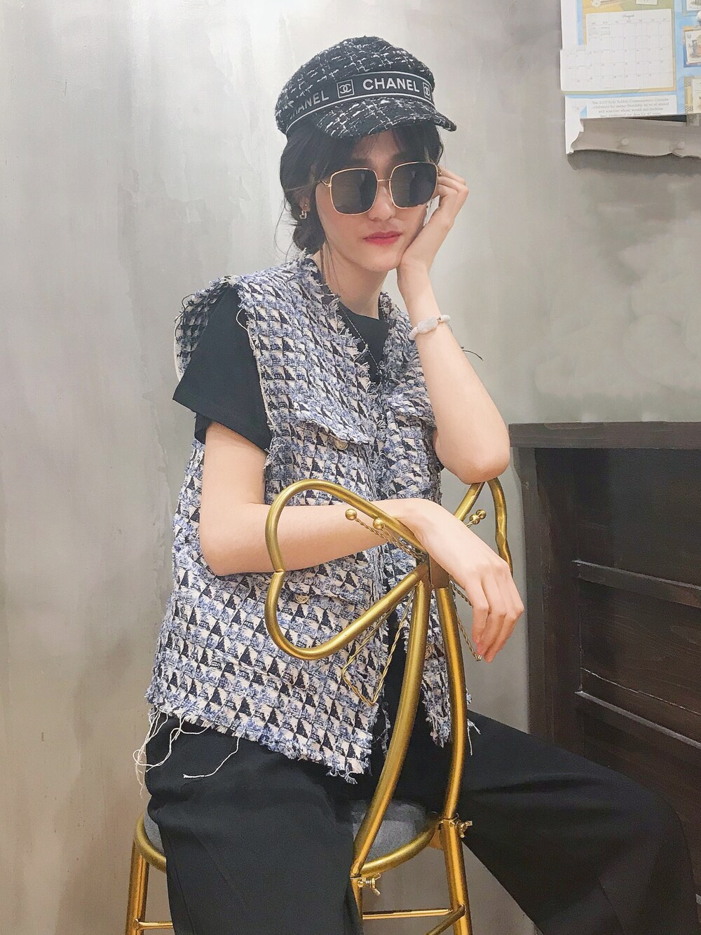 ★夏コーデのアクセントに★CHANEL ベスト CHANELのベストを使った人気ファッションコーディネート - WEAR