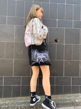 「LONELY/論理（ロンリー）のアイテム（バッグ）」を使った、fumi さん（レディース・158cm）の冬コーディネート