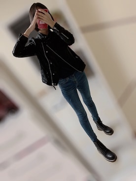 「休闲」｜「アイテム（ライダースジャケット）」を使った、xinさん（レディース・160cm）の秋コーディネート
