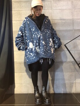 「Jeffrey Campbell（ジェフリーキャンベル）のアイテム（ブーツ）」を使った、IZUHARA MAYUさん（レディース・155cm）の秋コーディネート