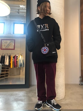 「L.H.P（エルエイチピー）のアイテム（スニーカー）」を使った、IZUHARA MAYUさん（レディース・155cm）の冬コーディネート