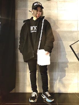 IZUHARA MAYUさんのコーディネート