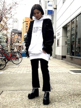 「Chica（チカ）のアイテム」を使った、IZUHARA MAYUさん（レディース・155cm）の春コーディネート