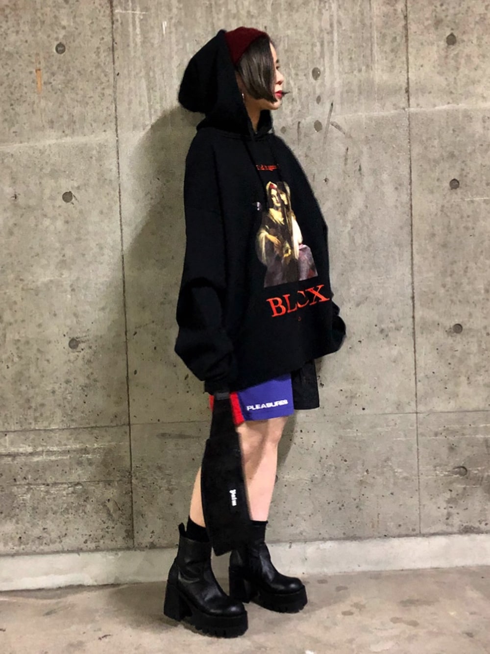「ブラック、spring、きれいめカジュアル、パンツスタイル、春、ootd、シンプルコーデ、低身長、LHP名古屋」｜「Palm Angelsのアイテム（バッグ、ブラック系）」を使った、IZUHARA MAYUさん（レディース・155cm）の春コーディネートの1枚目の写真
