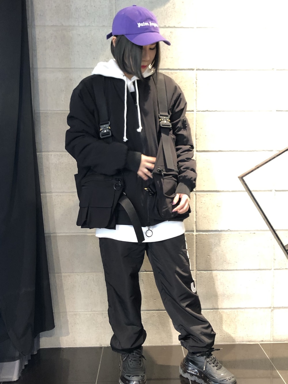 「LHP、冬コーデ、新作、ootd、オトナカジュアル、オトナ女子、LHPWOMEN」｜「DANKE SCHONのDankeSchon/ダンケシェーン/バックルMA-1（MA-1、ブラック系）」を使った、IZUHARA MAYUさん（レディース・155cm）の冬コーディネートの1枚目の写真