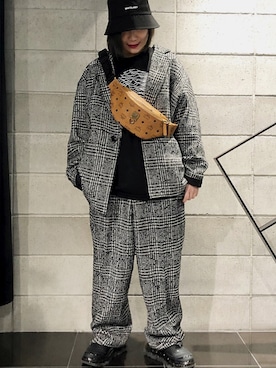 「L.H.P（エルエイチピー）のアイテム（帽子）」を使った、IZUHARA MAYUさん（レディース・155cm）の冬コーディネート