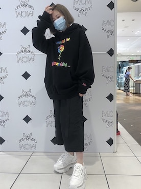 「L.H.P（エルエイチピー）のアイテム（スニーカー）」を使った、IZUHARA MAYUさん（レディース・155cm）の夏コーディネート