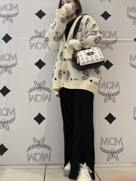 IZUHARA MAYUさんのコーディネート