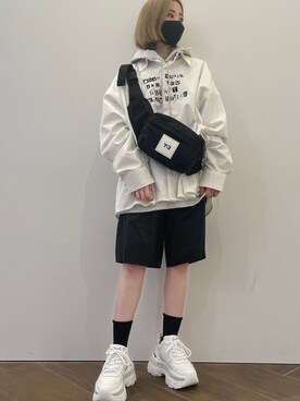 IZUHARA MAYUさんのコーディネート