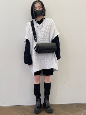 「DANKE SCHON（ダンケシェーン）のDankeSchon/ダンケシェーン/ケーブルニットベスト（ベスト）」を使った、IZUHARA MAYUさん（レディース・155cm）の春コーディネート