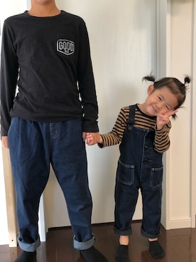 「DENIM DUNGAREE（デニムダンガリー）のアイテム（サロペット/オーバーオール）」を使った、ASAHI★★★ARATA  さん（キッズ・90cm）の秋コーディネート