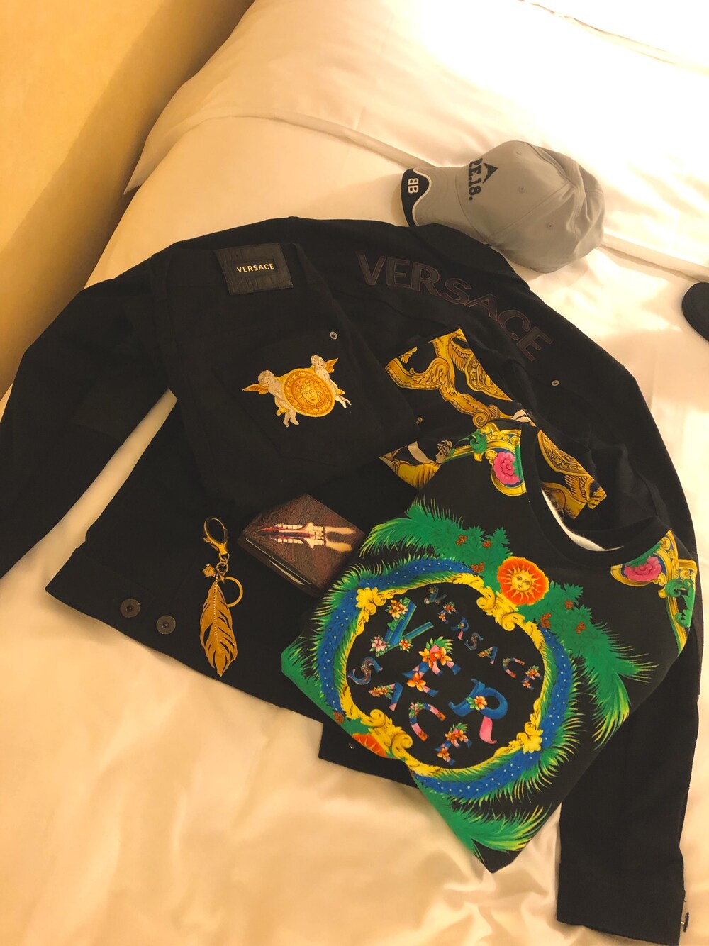 【良品】VERSACE ヴェルサーチ⭐️メデューサ チェーン キーホルダー 銀⭐️ キーホルダー ヴェルサーチ 人気ブランドランキング2025