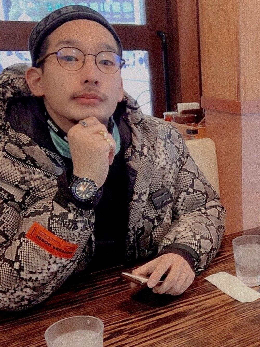 「パイソン柄、ダウンジャケット、heronpreston、bilionaire boys club」｜「HERON PRESTONのHeron Preston + Nasa Slim-Fit Printed Quilted Nylon-Ripstop Hooded Down Jacket（テーラードジャケット、その他）」を使った、yuさん（メンズ・174cm）の冬コーディネートの1枚目の写真