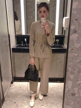 「travel」｜「アイテム（その他トップス）」を使った、Clare lee さん（レディース・170cm）の春コーディネート