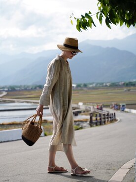 「travel」｜「アイテム（帽子）」を使った、Clare lee さん（レディース・170cm）の夏コーディネート